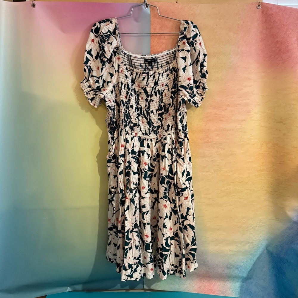 Torrid Black and White Floral Midi Dress